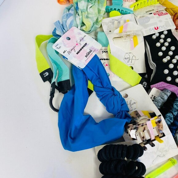 Scunci Headbands, Scrunchies, Snap Clips, Jaw Clips Assorted 30+ Piece Bundle - Picture 7 of 10